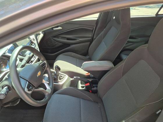 CHEVROLET ONIX 1.0 TURBO FLEX LT MANUAL CHEVROLET ONIX 1.0 TURBO FLEX LT MANUAL